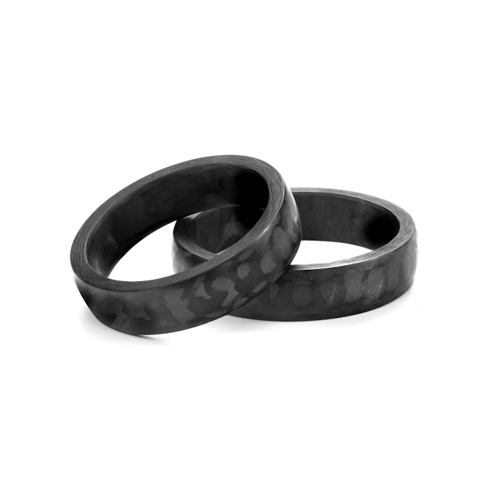 Esküvői karikagyűrűk: karbon, félkör, 5 mm