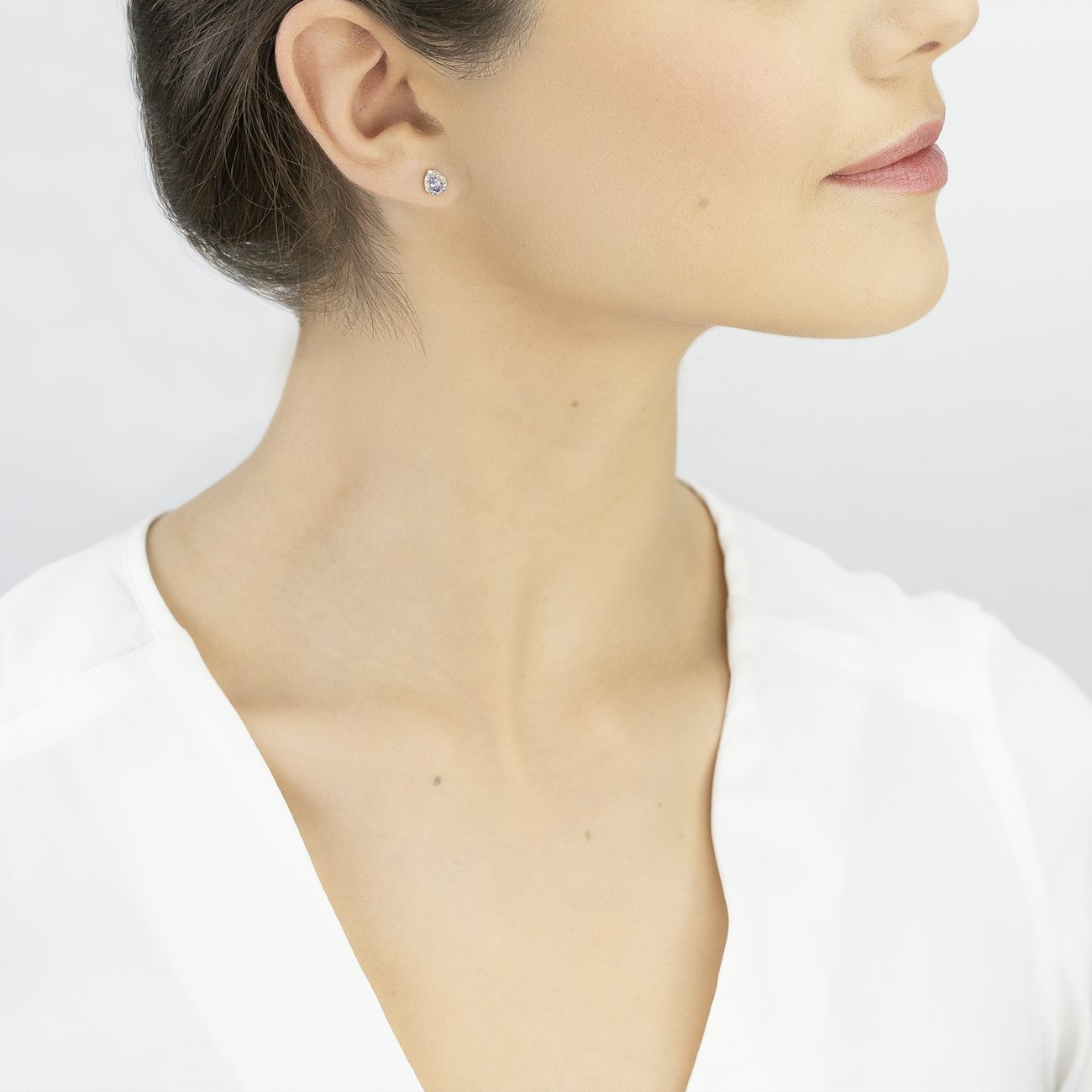 SAVICKI fülbevaló: arany, gyémántok és tanzanitok