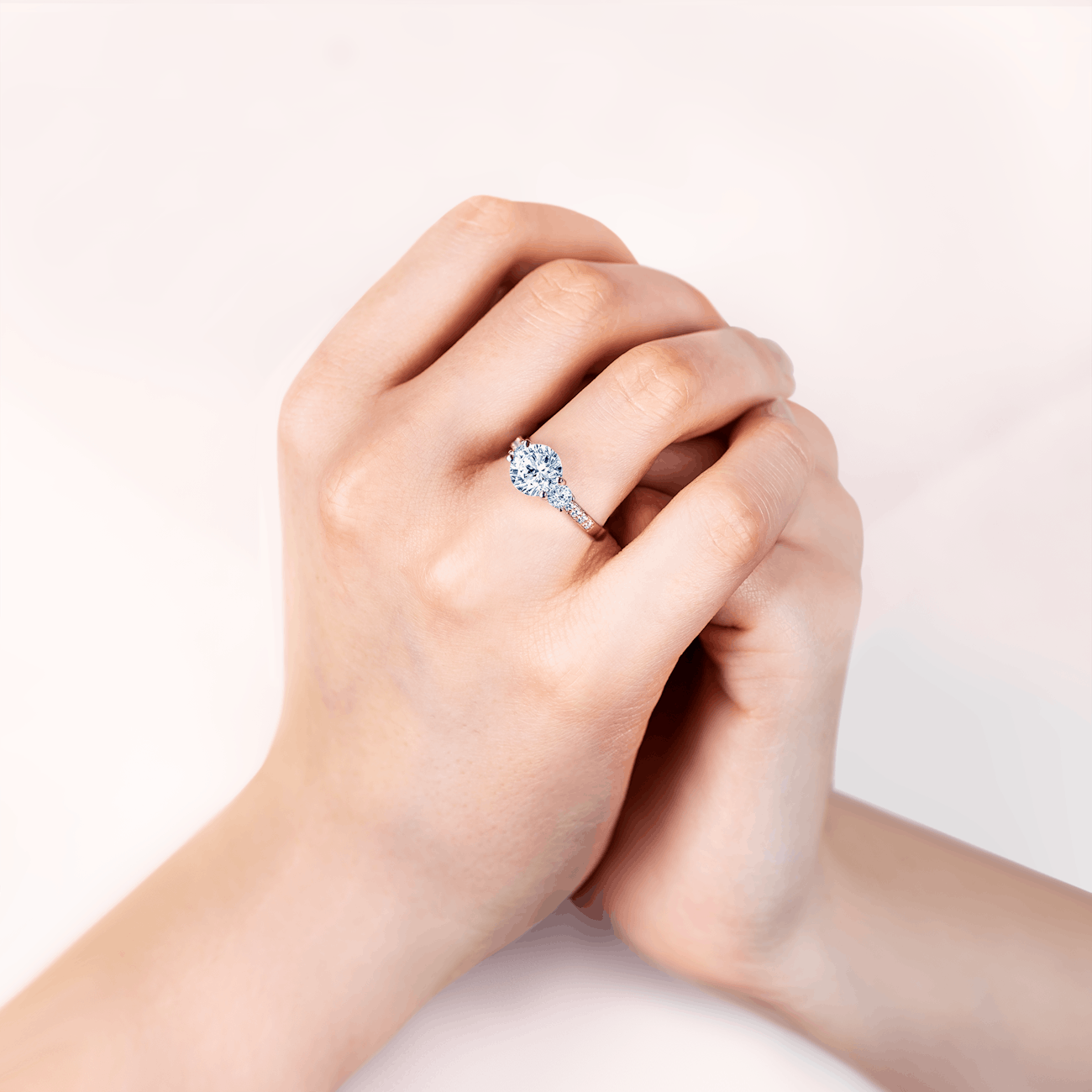 Álom eljegyzési gyűrű: rózsaarany, gyémántok