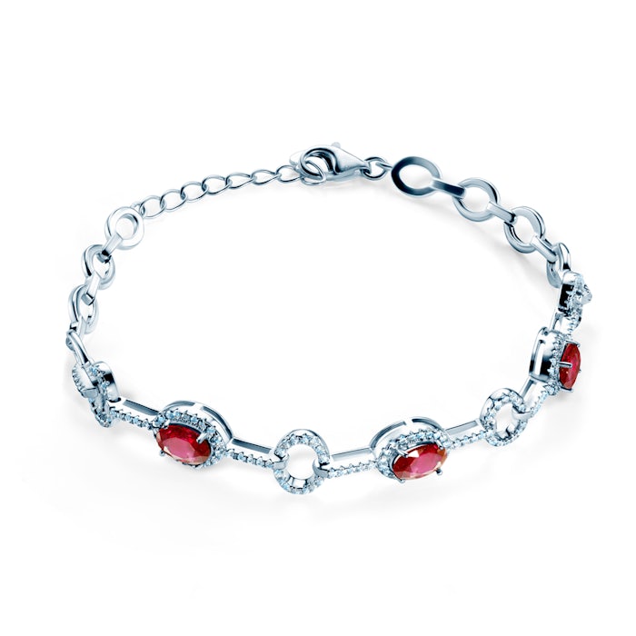 Swan Lake karkötő: fehérarany és rubinok