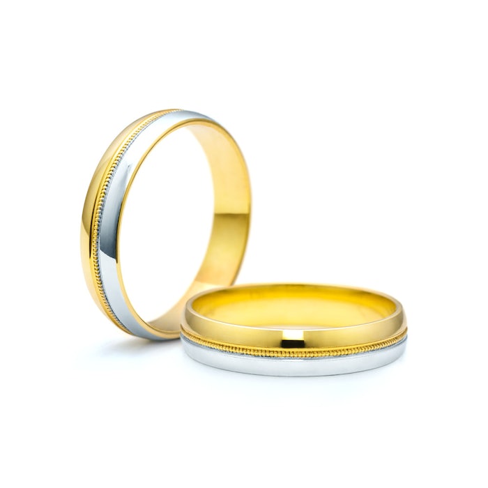 Esküvői karikagyűrűk: kétszínű arany, karika, 4 mm