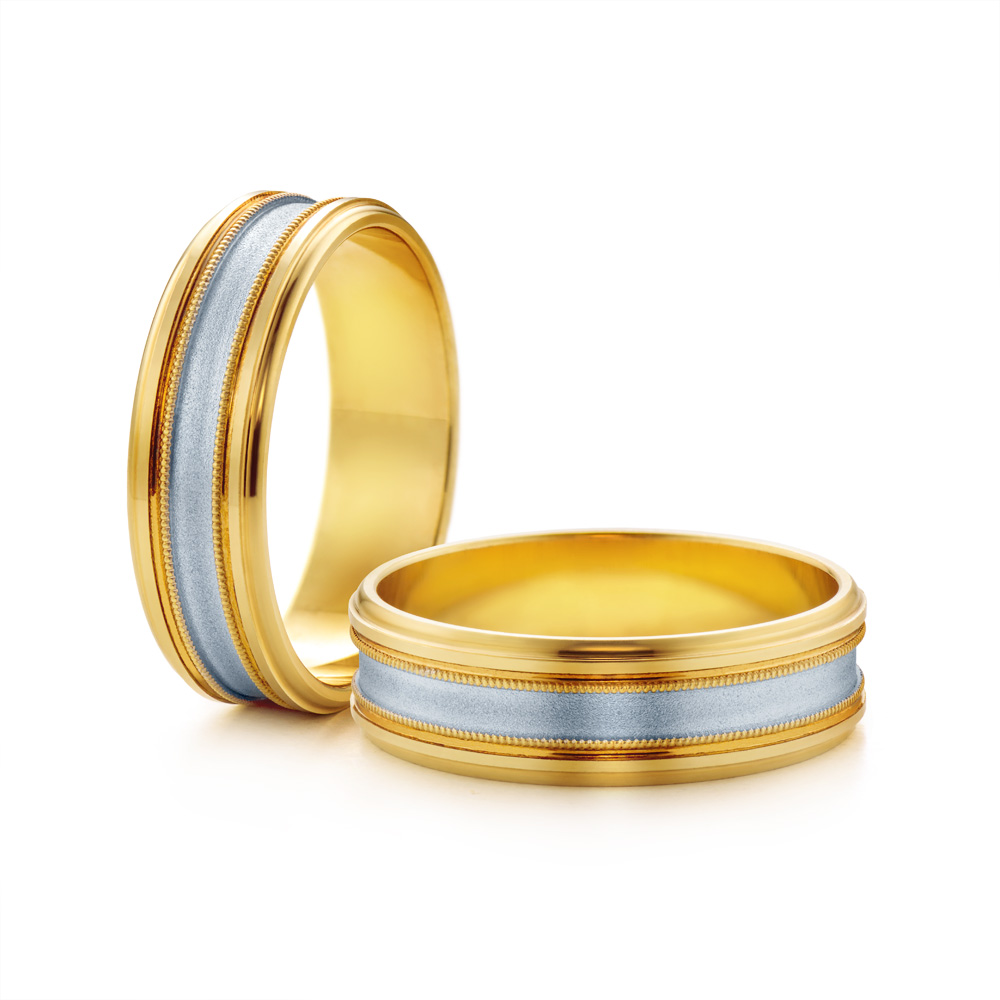 Сватбени халки: двуцветно злато, плоски. 6.5 мм