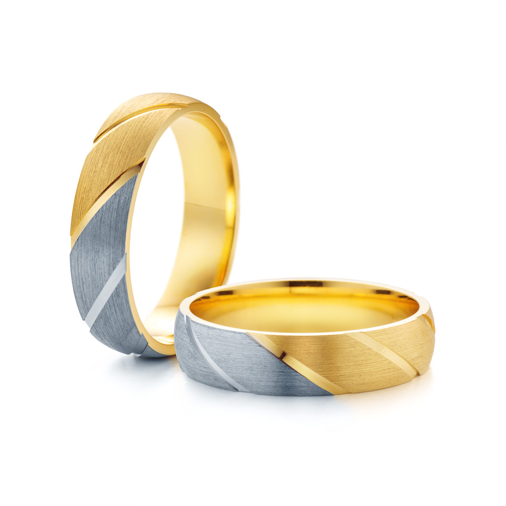 Wedding Rings: two color gold, Court Shaped, 5,5 mm