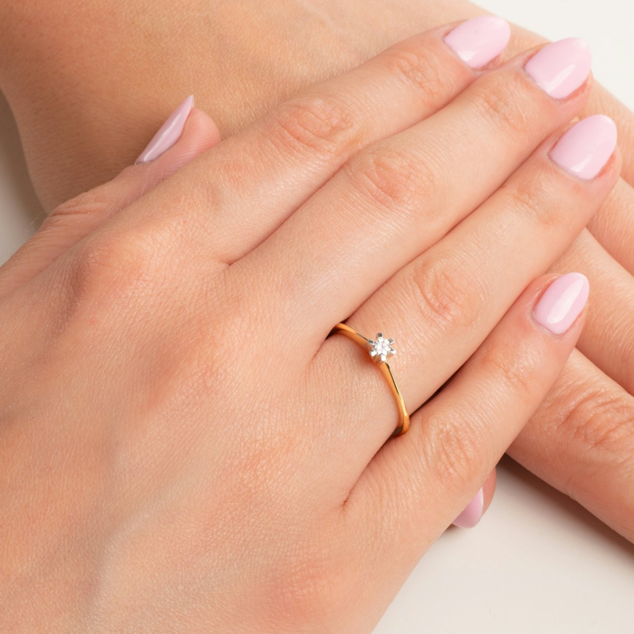 SAVICKI eljegyzési gyűrű: arany és gyémánt